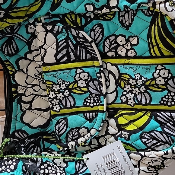 NWT Vera Bradley (2) Vera Jazzy Bloom; Clare Island Blooms - Picture 3 of 10